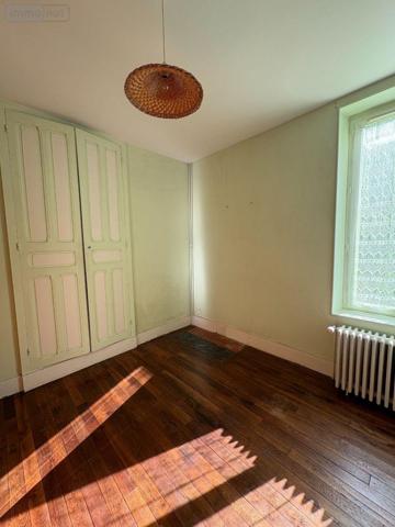 Maison à vendre à Argenton-sur-Creuse dans l'Indre (36200), ref : 037/2634