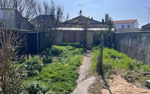 Maison à vendre    5 pièces •  Angoulins