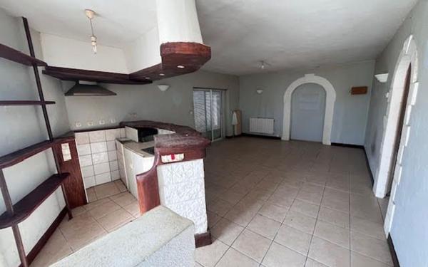 Maison à vendre    5 pièces •  Angoulins