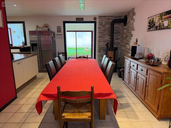 Maison à vendre à Châteaulin dans le Finistère (29150), ref : 29060-1092085