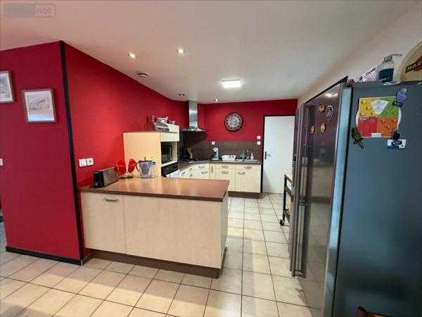 Maison à vendre à Châteaulin dans le Finistère (29150), ref : 29060-1092085