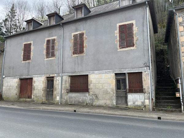 Maison à vendre |  Beaulieu-sur-Dordogne |  2 pièces | 223 m²