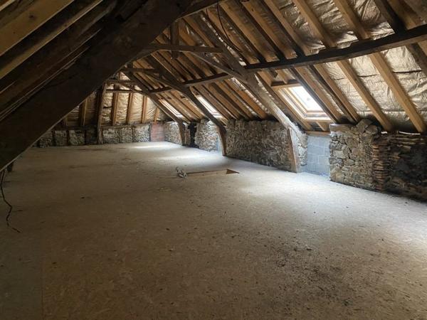 Maison à vendre |  Beaulieu-sur-Dordogne |  2 pièces | 223 m²