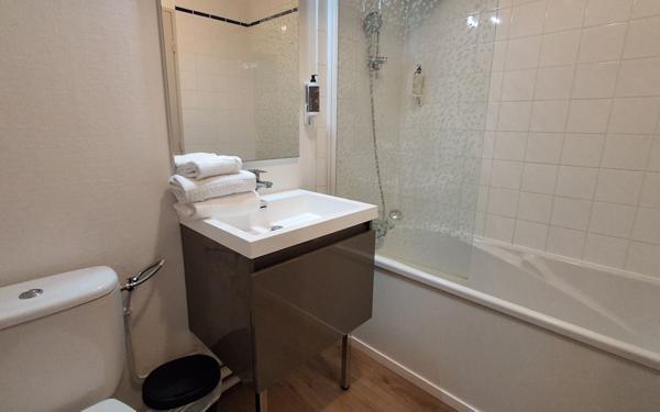 Appartement à vendre    2 pièces • 42 m2 Lannion