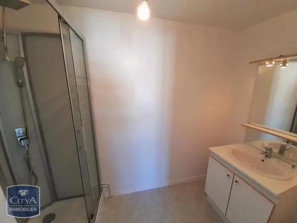 Appartement à louer 2 pièces 40.32m² Limoges (87000)