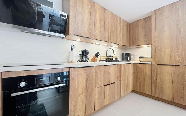 Appartement à vendre    3 pièces • 60,85 m2 Villeneuve-Loubet