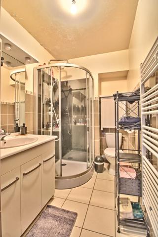 VILLAZ (74) ? T2 RARE RÉCENT (2009) EN REZ-DE-JARDIN ? IDEAL PRIMO-ACCÉDANT OU INVESTISSEUR (Loué 770 €)