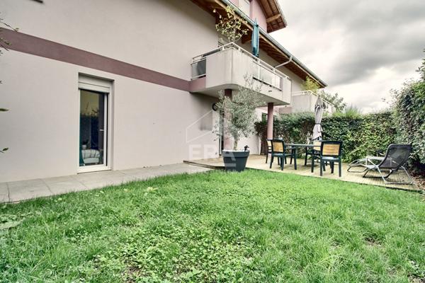 VILLAZ (74) ? T2 RARE RÉCENT (2009) EN REZ-DE-JARDIN ? IDEAL PRIMO-ACCÉDANT OU INVESTISSEUR (Loué 770 €)