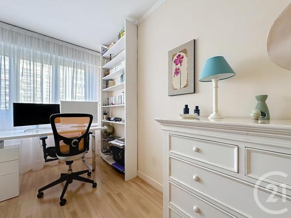 Appartement F4 à vendre  4 pièces - 94,25 m2 PARIS - 75020