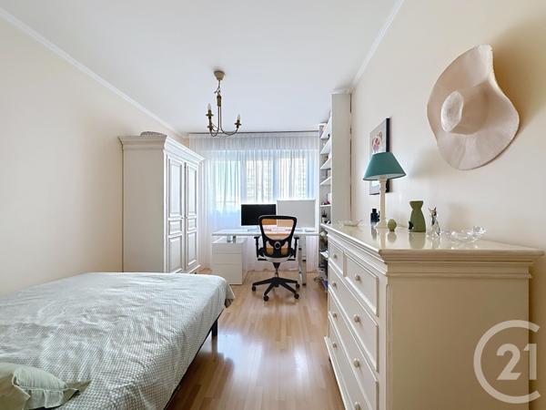 Appartement F4 à vendre  4 pièces - 94,25 m2 PARIS - 75020