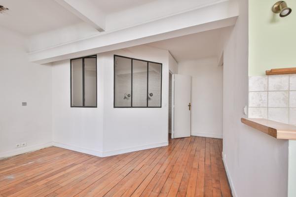 Appartement
         2 pièces
        - 37 m² Exclusivité 350 000 € *