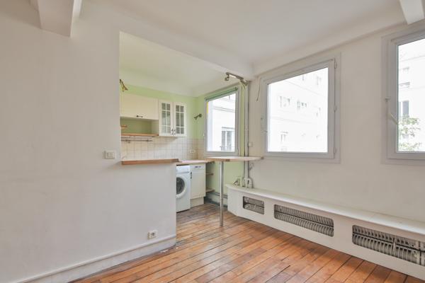 Appartement
         2 pièces
        - 37 m² Exclusivité 350 000 € *