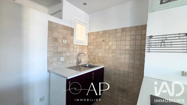 Location appartement 3 pièces 53 m² Toulon