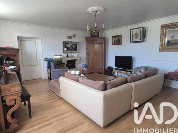 Maison à vendre 8 pièces 219 m² Celles-sur-Belle