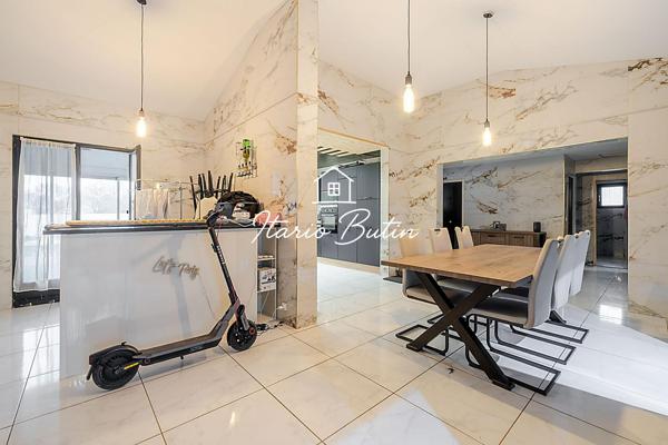 Superbe villa familiale 6 pièces avec piscine et grand jardin