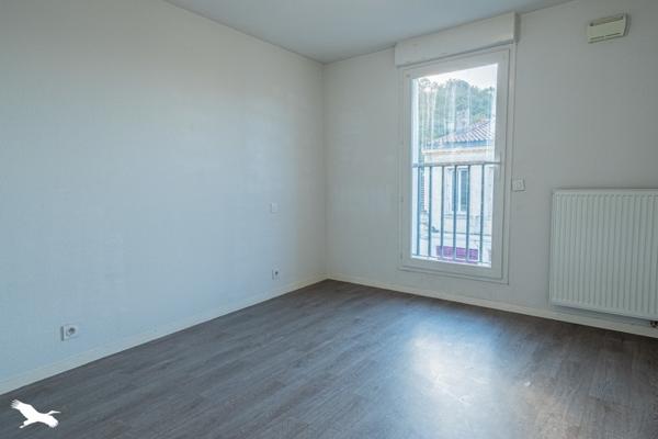 Appartement à vendre 199 800 € Cenon 3 p 69 m² DPE C
