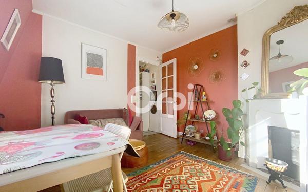 Appartement à vendre    2 pièces • 37,42 m2 Clamart