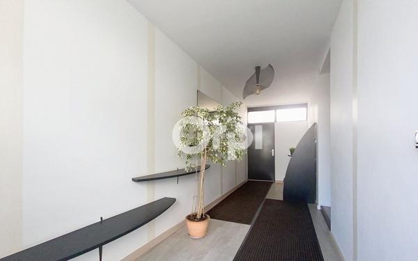 Appartement à vendre    2 pièces • 37,42 m2 Clamart