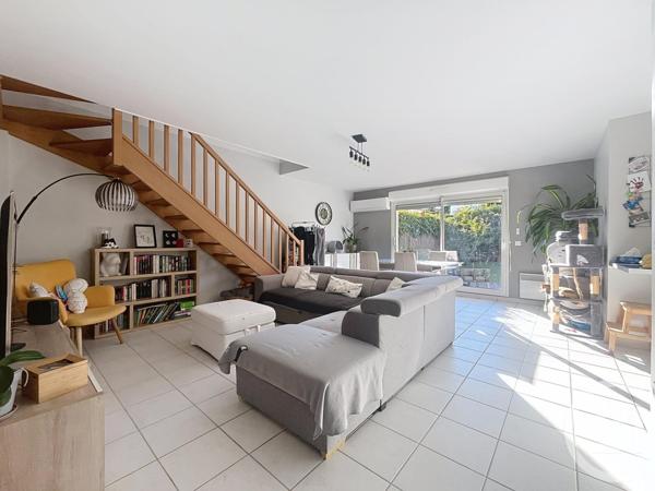 Maison à vendre  4 pièces - 89 m2 ROQUEBRUNE SUR ARGENS - 83