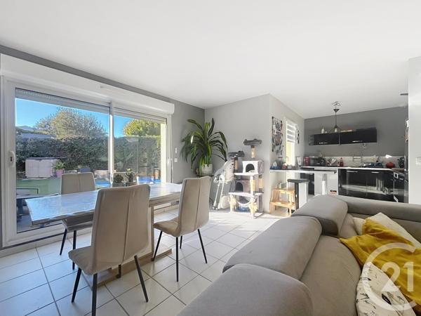 Maison à vendre  4 pièces - 89 m2 ROQUEBRUNE SUR ARGENS - 83