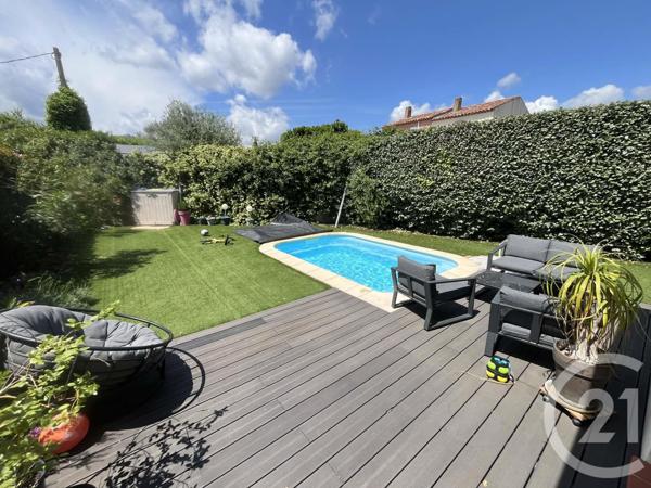 Maison à vendre  4 pièces - 89 m2 ROQUEBRUNE SUR ARGENS - 83