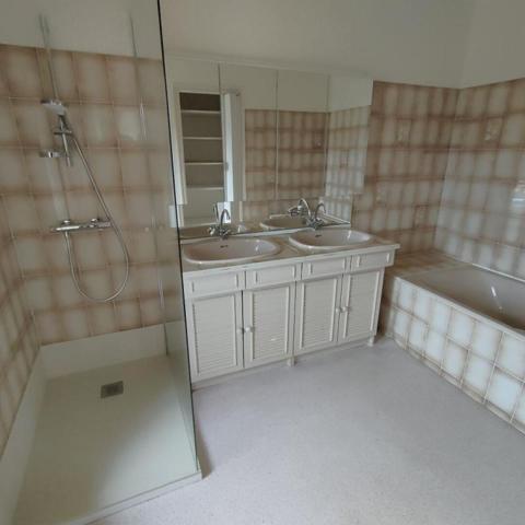 Maison Mortagne sur Sèvre 6 pièces 167 m2