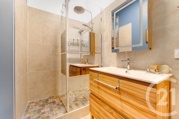 Appartement F3 à vendre  3 pièces - 49,54 m2 PARIS - 75020