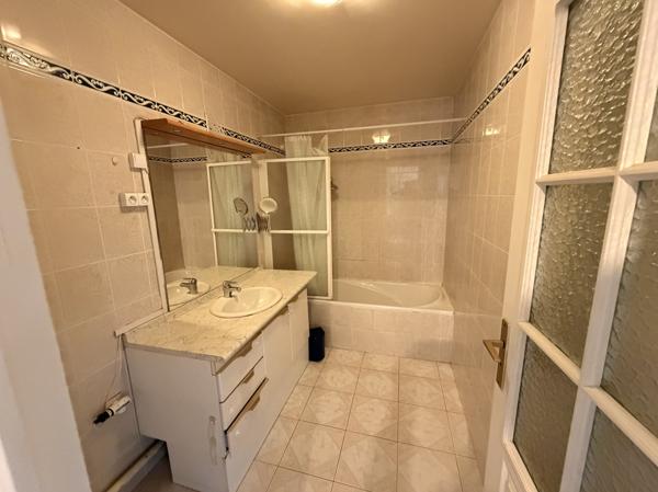 Savigny-sur-Orge (91600) 4 pièces à Savigny-sur-orge.