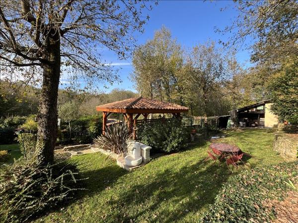 Maison à vendre |  Lalinde |  5 pièces | 103 m²