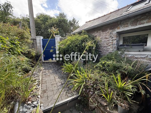 Maison
         5 pièces
        - 128 m² 382 800 € *