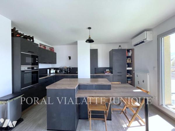 Appartement T3 avec deux belles terrasses et vue dégagée 