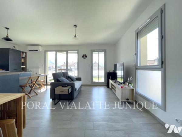 Appartement T3 avec deux belles terrasses et vue dégagée 