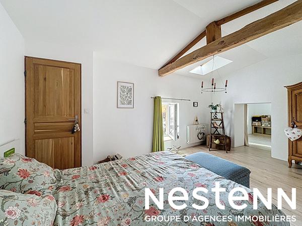 À vendre : Magnifique propriété avec dépendances - au calme à 5 minutes CHARNAY-LES-MACON (71850)