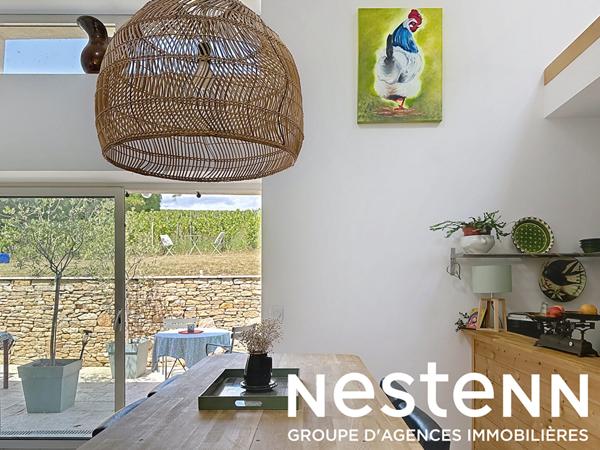 À vendre : Magnifique propriété avec dépendances - au calme à 5 minutes CHARNAY-LES-MACON (71850)