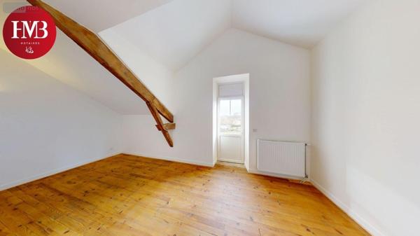 Maison à vendre à Lacapelle-Viescamp dans le Cantal (15150), ref : 10627/986