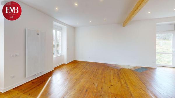 Maison à vendre à Lacapelle-Viescamp dans le Cantal (15150), ref : 10627/986