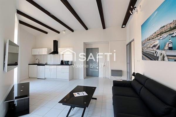 13006 13008-Marseille-type 2 lumineux- Cave.