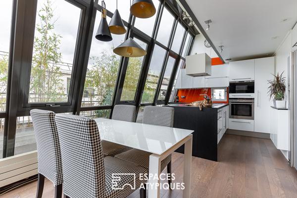 Duplex sur le toit avec verrière panoramique et terrasses – Quartier Croulebarbe