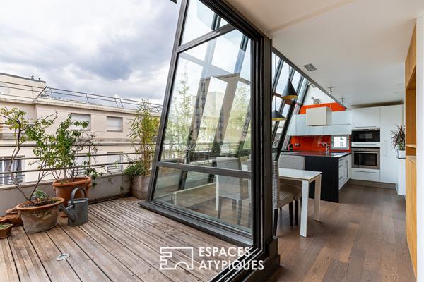 Duplex sur le toit avec verrière panoramique et terrasses – Quartier Croulebarbe