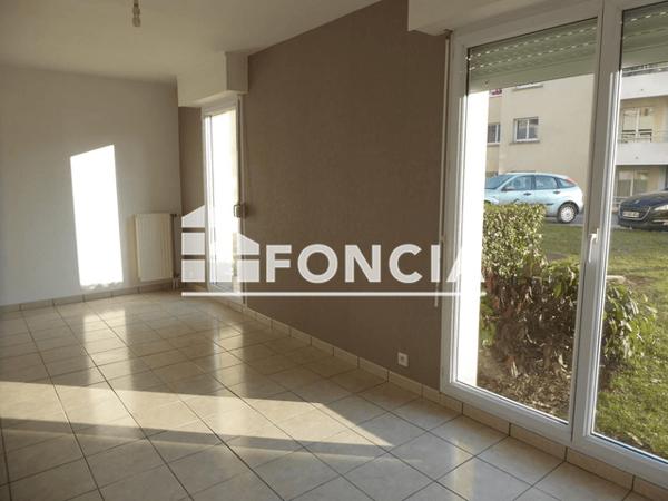 Location Appartement 2 pièces 52.51 m² - 19 - 25 RUE ANDRE SAGET Laval 53000