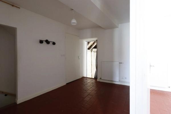 Dpt Yonne (89), à vendre SAINT VINNEMER maison de village P4 de 88 m² avec un exterrieur