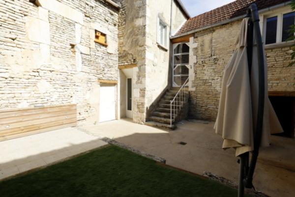 Dpt Yonne (89), à vendre SAINT VINNEMER maison de village P4 de 88 m² avec un exterrieur