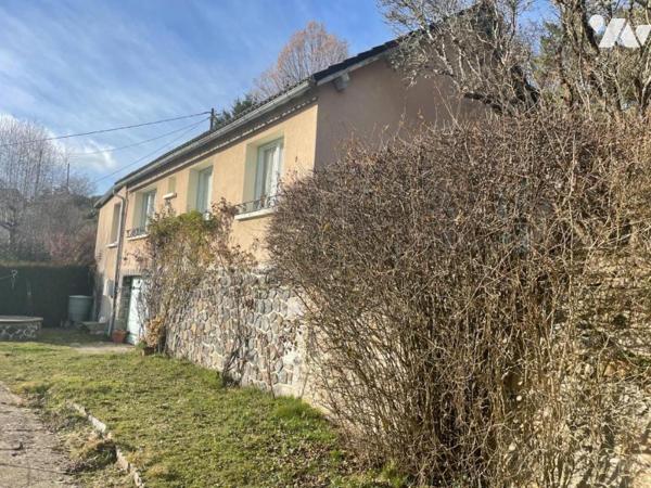 2 MAISONS A VENDRE A SAINT CHELY D'APCHER