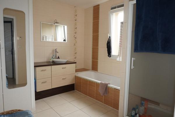 MAISON 5 CHAMBRES avec logement indépendant