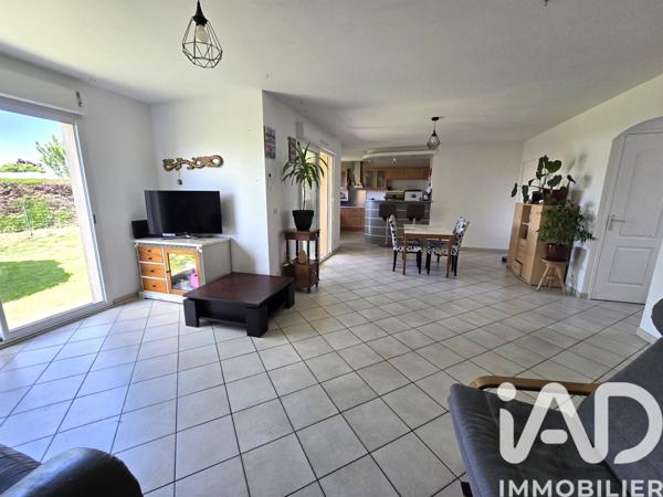Maison à vendre 5 pièces 98,77 m² Chemillé-en-Anjou