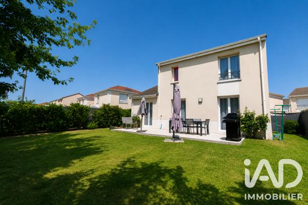 Maison à vendre 6 pièces 102 m² Bruyères-sur-Oise