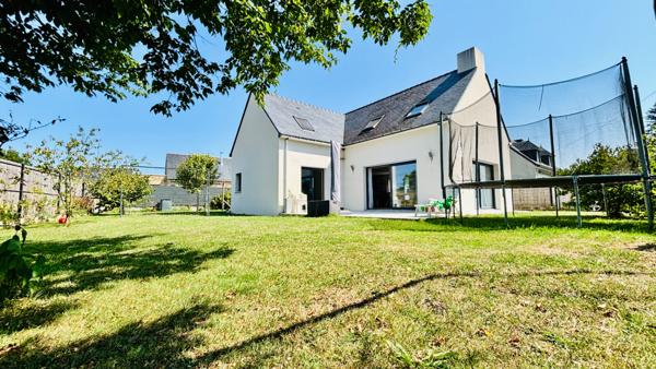 Maison Familiale De 134 M2 Avec Jardin - Saint-lyphard Centre