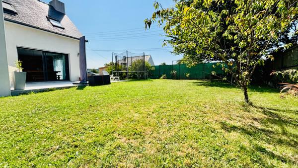 Maison Familiale De 134 M2 Avec Jardin - Saint-lyphard Centre