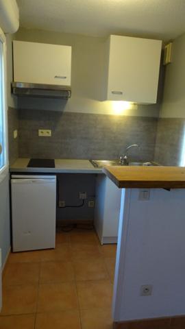 STUDIO AVEC TERRASSE CARCASSONNE