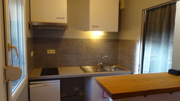 STUDIO AVEC TERRASSE CARCASSONNE